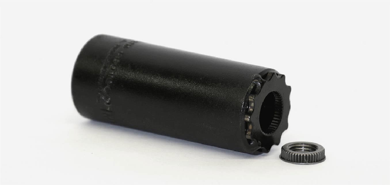 How to replace and tighten the spline nut on 135mm solid axle hubs